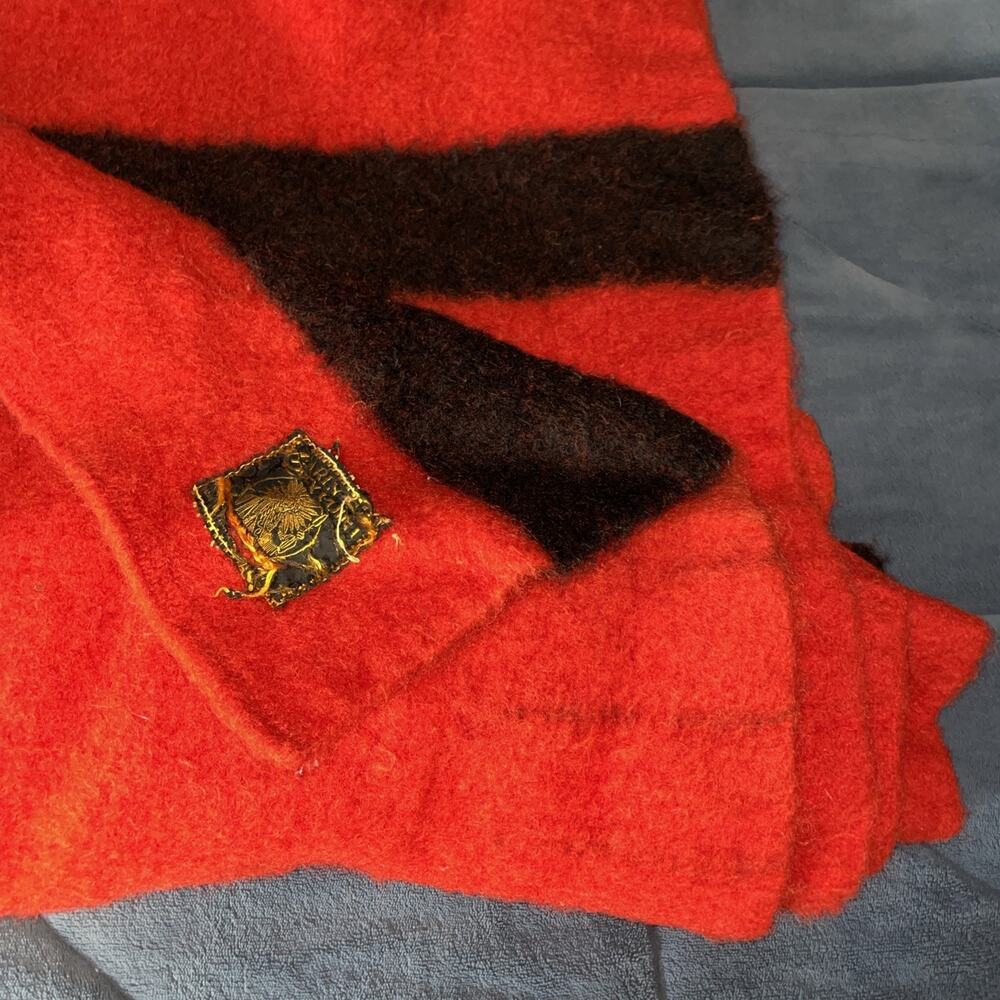 Vintage EARLY'S WITNEY POINT RED BLACK ENGLISH WOOL BLANKET 66” X 68”